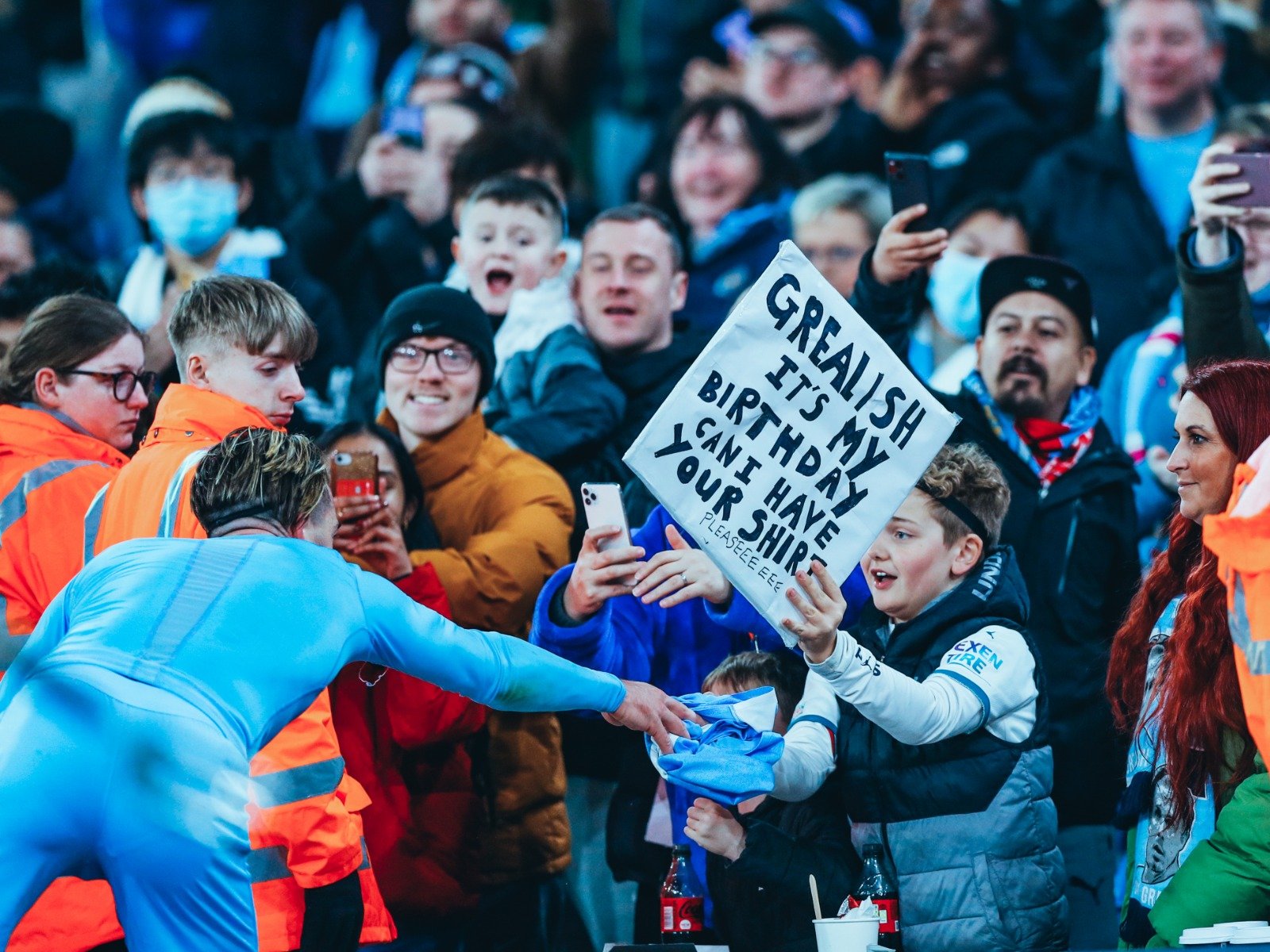 巴萨球迷忧 巴萨球迷忧